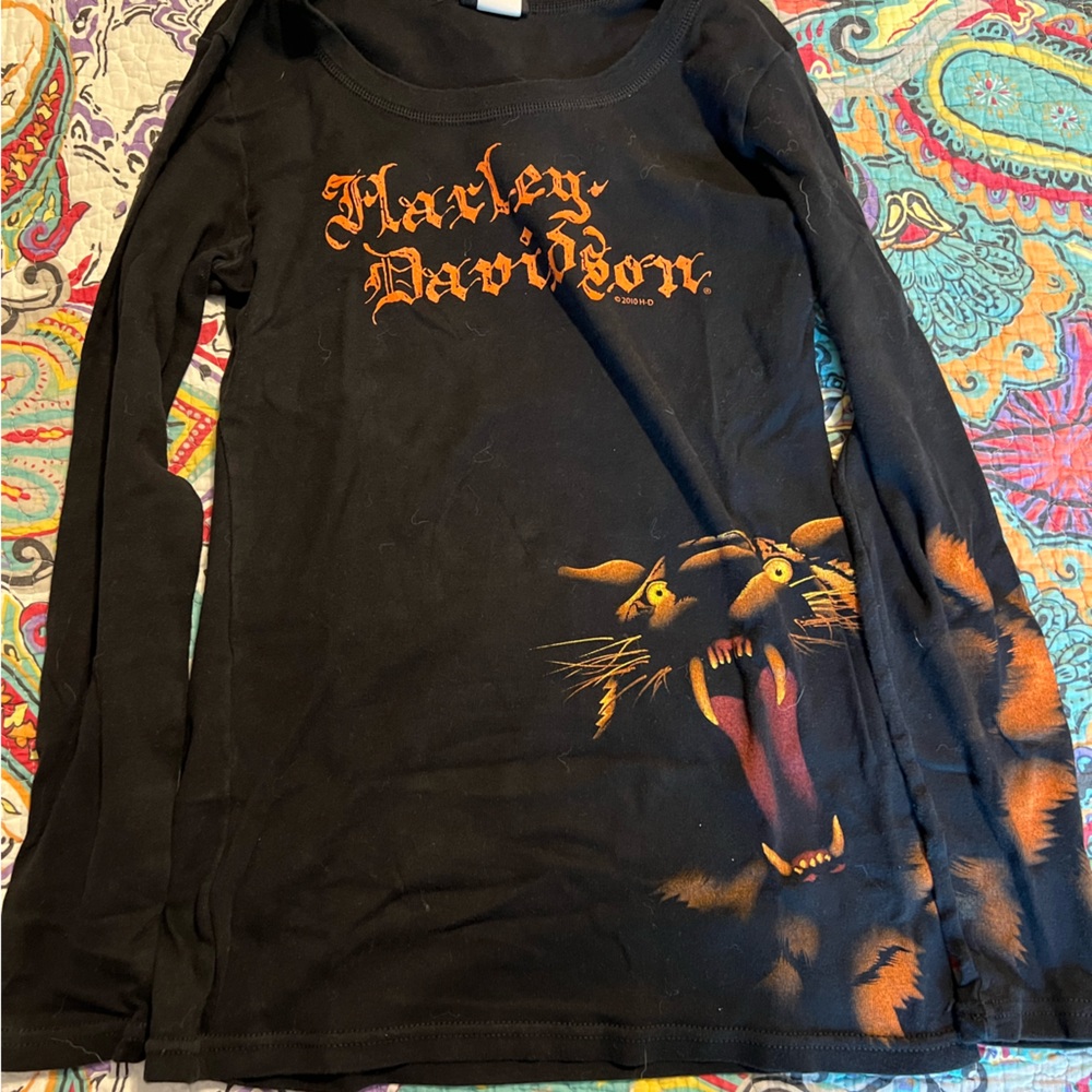 Women’s Medium Long Sleeve Harley-Davidson Shirt